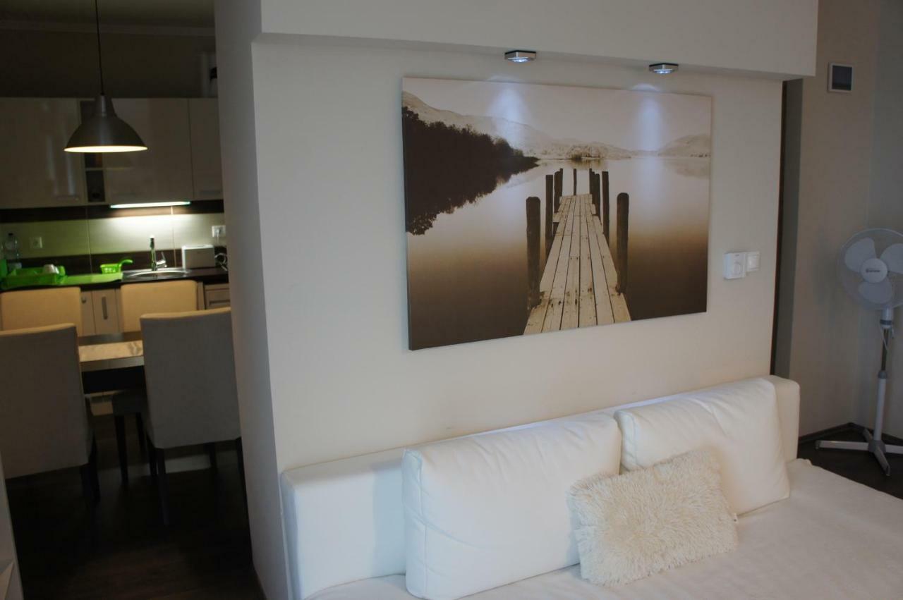 Viktoria Apartmanok Сиофок Екстериор снимка